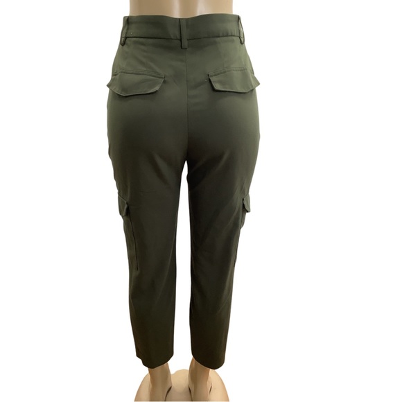 Express Olive Green Crop Pants With Side Pockets Size 6 (Preowned) like new! - Picture 4 of 5